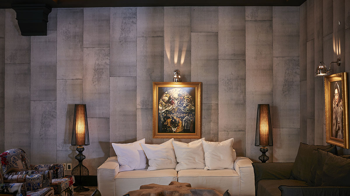 Myconian Royal (Myconian Collection)